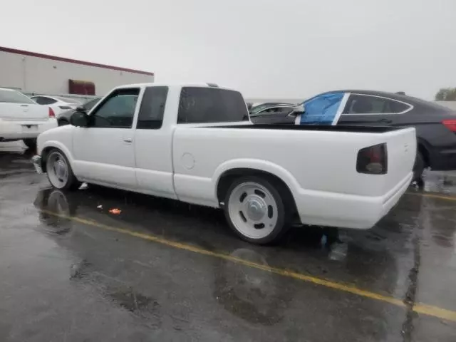 1999 Chevrolet S Truck S10