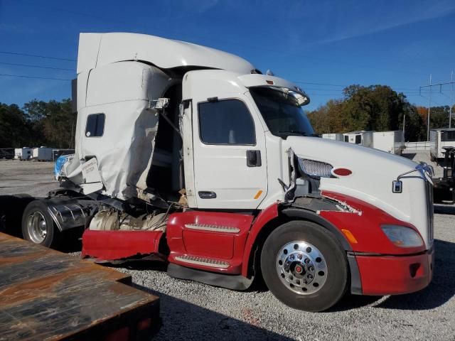 2016 Peterbilt 579