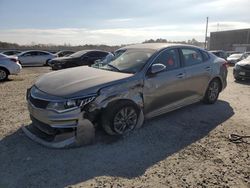 Carros salvage sin ofertas aún a la venta en subasta: 2018 KIA Optima LX