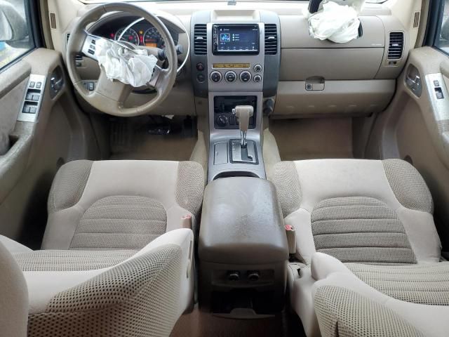 2006 Nissan Pathfinder LE