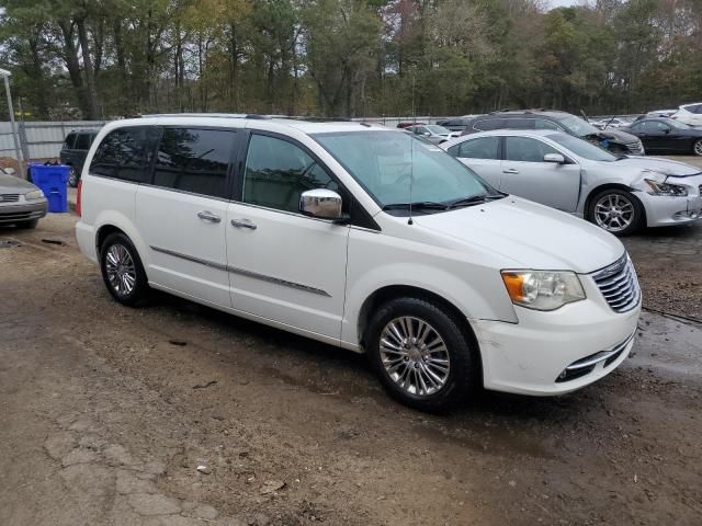 2011 Chrysler Town & Country Limited