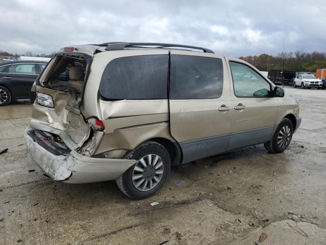 2003 Toyota Sienna CE