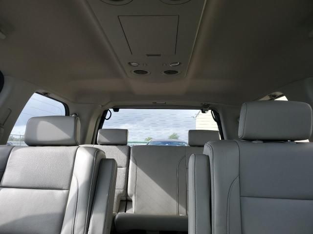 2010 Nissan Armada Platinum