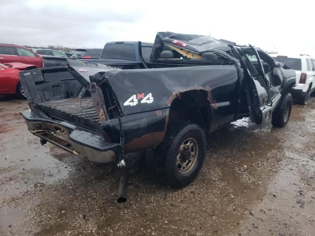 2004 GMC Sierra K2500 Heavy Duty