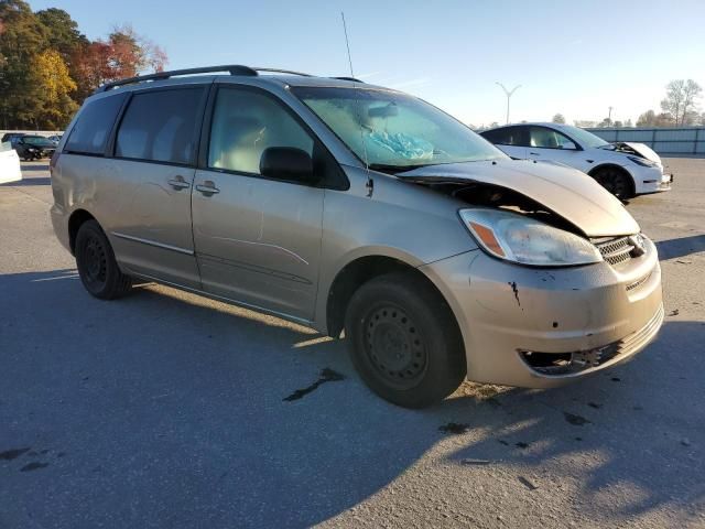 2005 Toyota Sienna CE