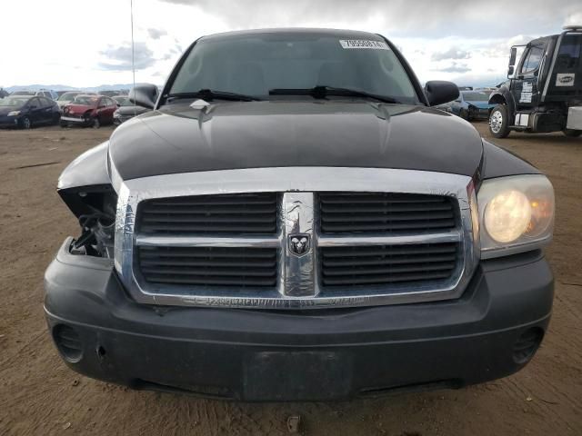 2007 Dodge Dakota Quattro