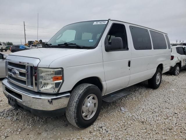 2013 Ford Econoline E350 Super Duty Wagon