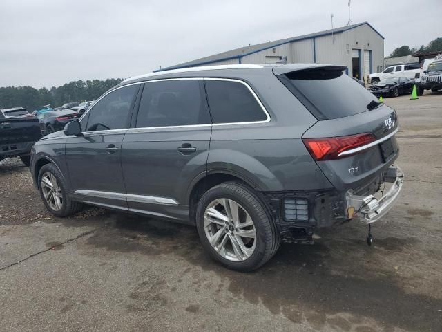 2021 Audi Q7 Premium Plus