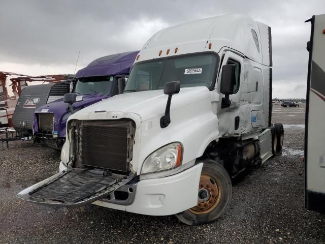 2015 Freightliner Cascadia 125