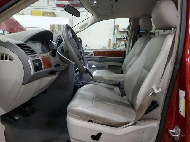 2009 Chrysler Town & Country Touring