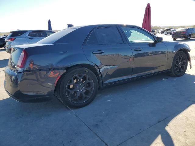 2016 Chrysler 300 S