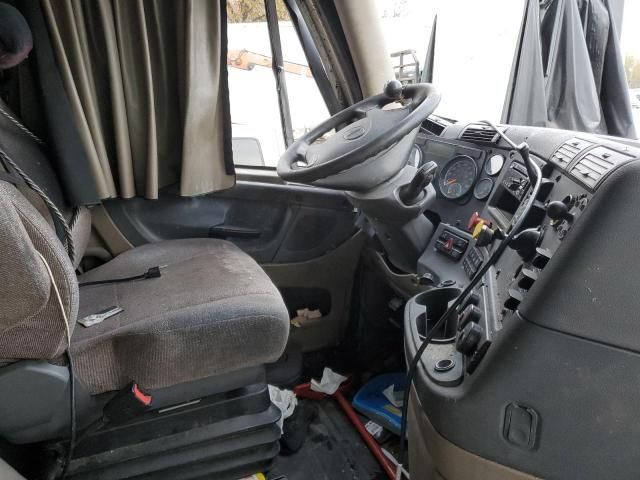 2018 Freightliner Cascadia 125