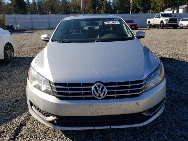 2013 Volkswagen Passat SE