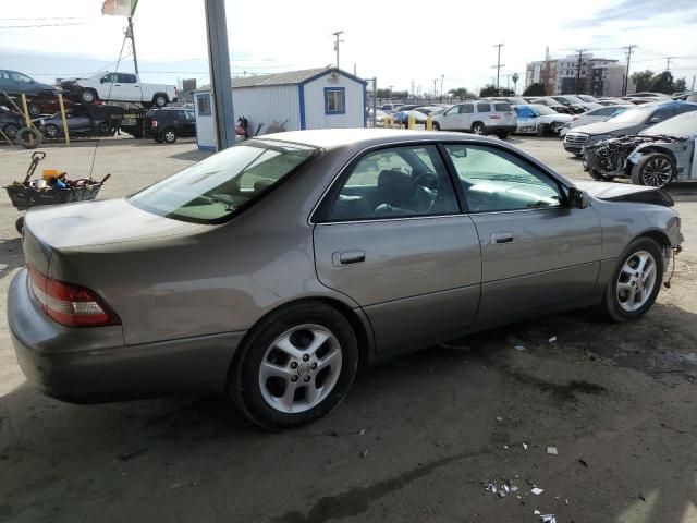 2000 Lexus ES 300