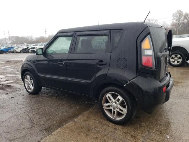 2011 KIA Soul +