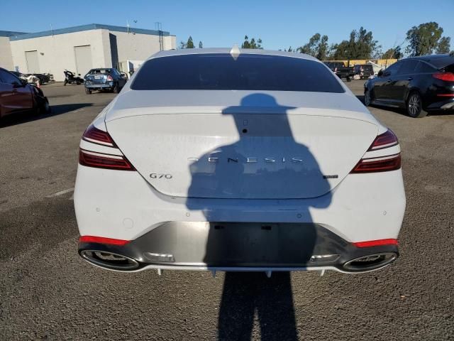 2022 Genesis G70 Base