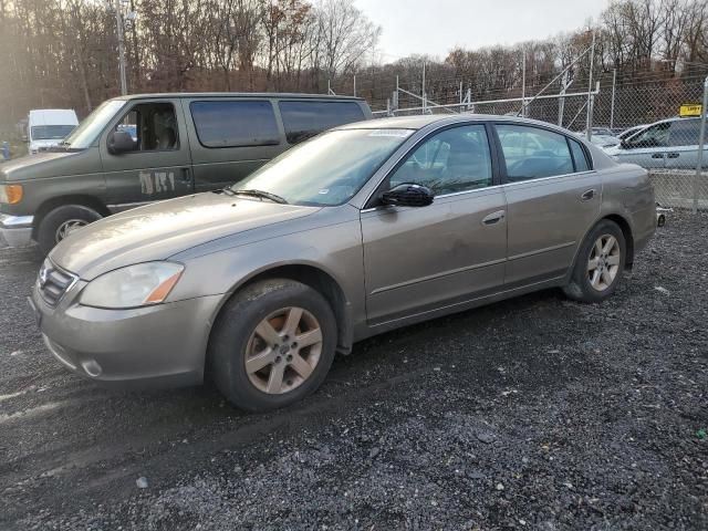 2004 Nissan Altima Base