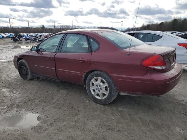 2005 Ford Taurus SE