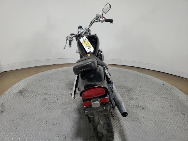 2006 Honda VT600 C