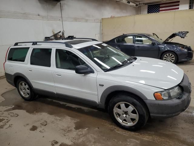 2004 Volvo XC70