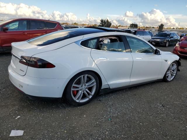 2015 Tesla Model S