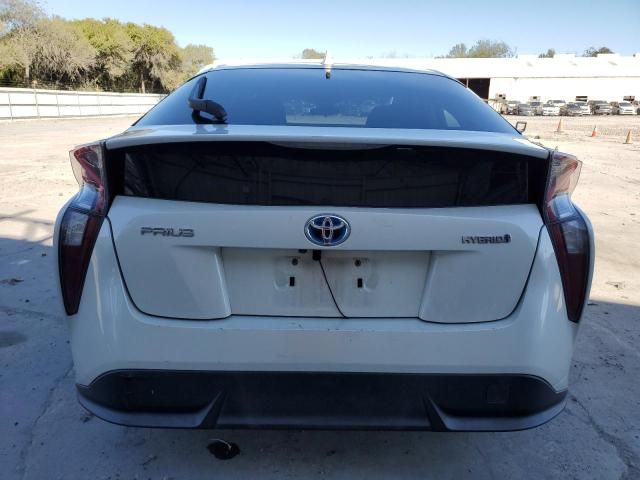 2016 Toyota Prius