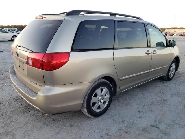 2010 Toyota Sienna CE