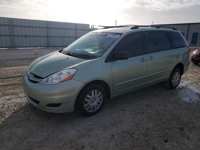 2008 Toyota Sienna CE