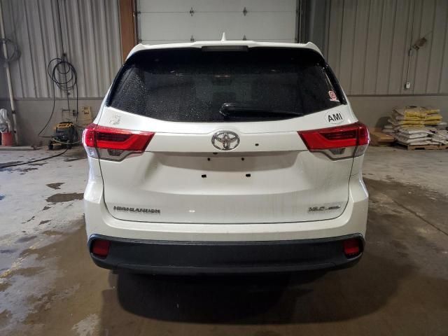 2018 Toyota Highlander SE