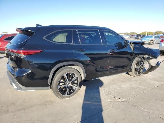 2021 Toyota Highlander XSE