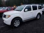 2005 Nissan Pathfinder LE