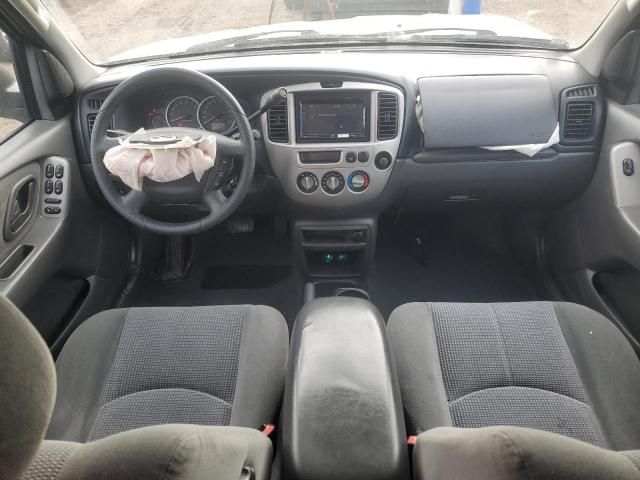 2004 Mazda Tribute LX