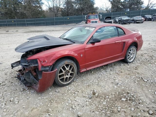 2000 Ford Mustang