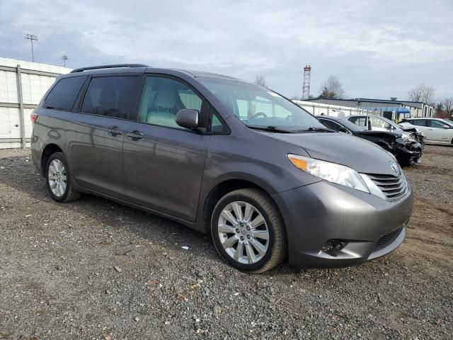 2015 Toyota Sienna LE