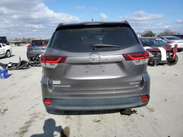 2019 Toyota Highlander SE