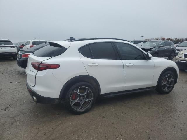 2018 Alfa Romeo Stelvio Sport