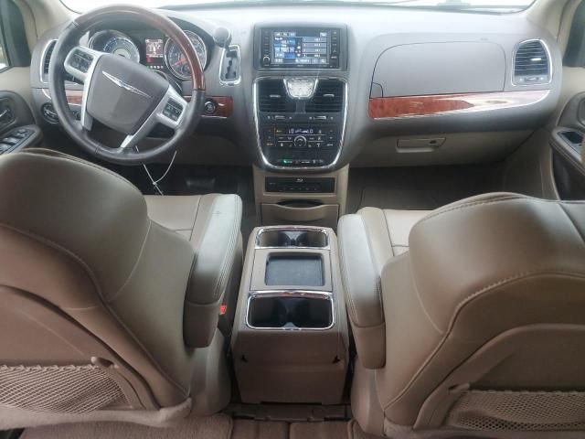 2014 Chrysler Town & Country Limited