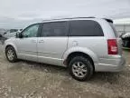 2008 Chrysler Town & Country Touring