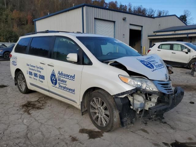 2014 Toyota Sienna XLE