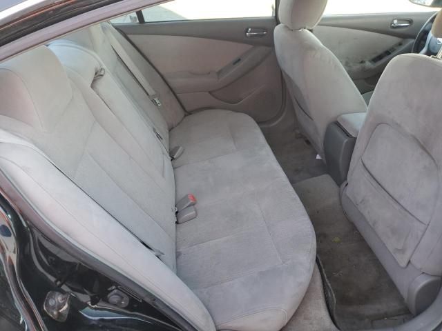 2010 Nissan Altima Base