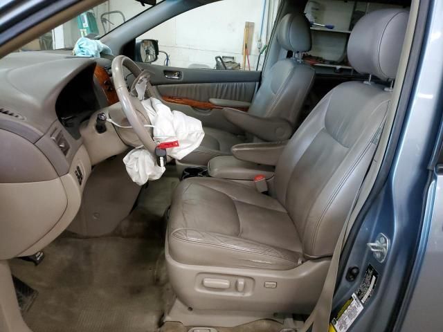 2006 Toyota Sienna XLE