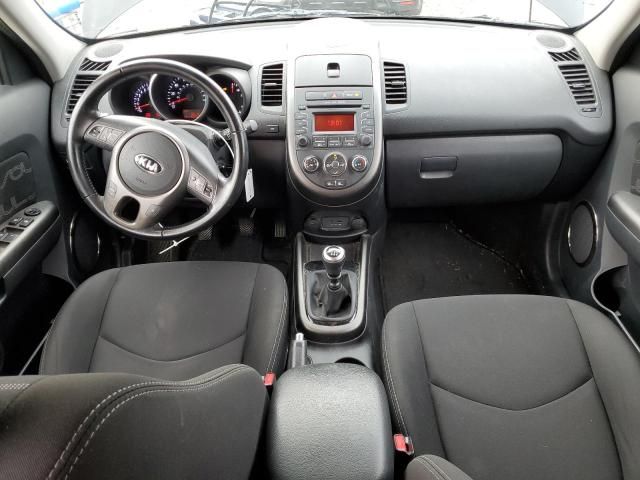 2013 KIA Soul +