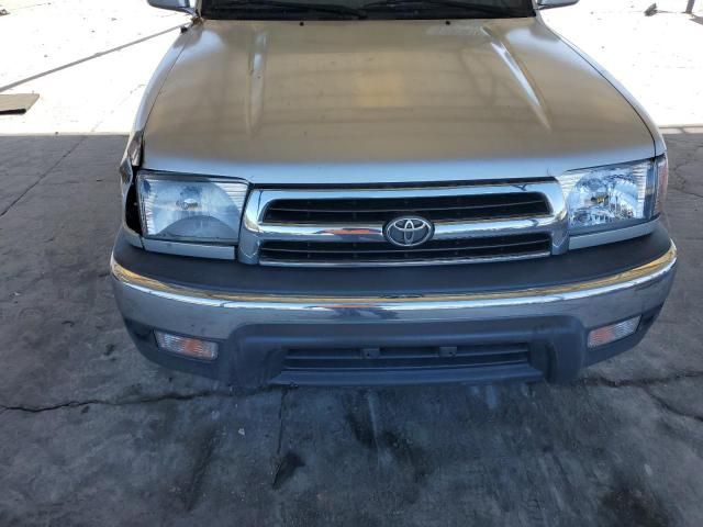 2000 Toyota 4runner SR5