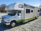 2017 Ford Econoline E450 Super Duty Cutaway Van