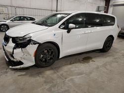 Chrysler Vehiculos salvage en venta: 2023 Chrysler Pacifica Hybrid Touring L