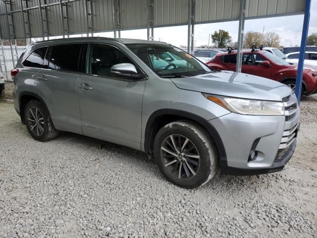 2018 Toyota Highlander SE