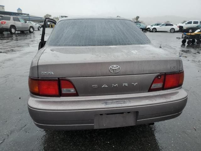 1995 Toyota Camry LE