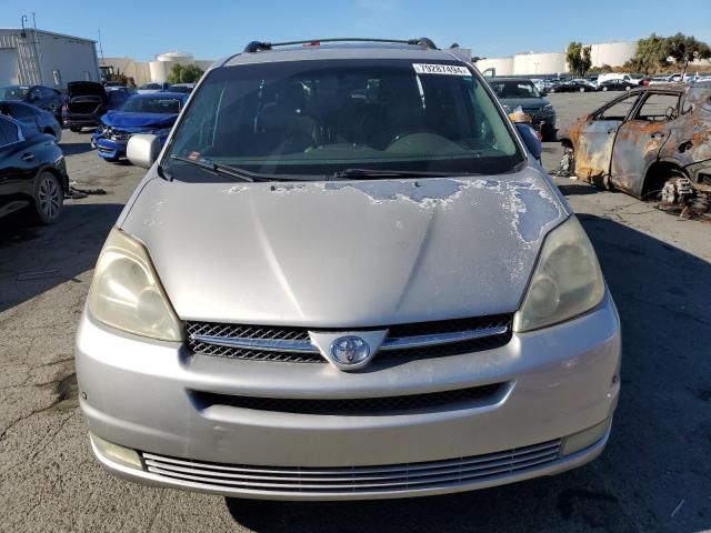 2005 Toyota Sienna XLE