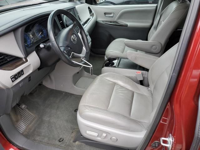 2015 Toyota Sienna XLE