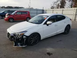 Mazda Vehiculos salvage en venta: 2018 Mazda 3 Touring